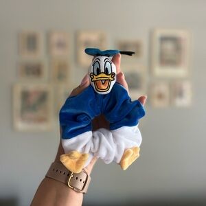 Disney 100th Anniversary Donald Duck Hair Scrunchie Limited Edition & Brand New!